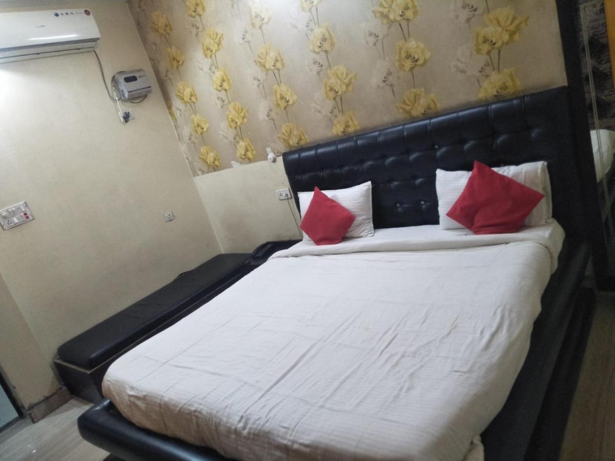Hotel Shiv Mahima Inn By Wb Inn Allāhābād Junction Kültér fotó