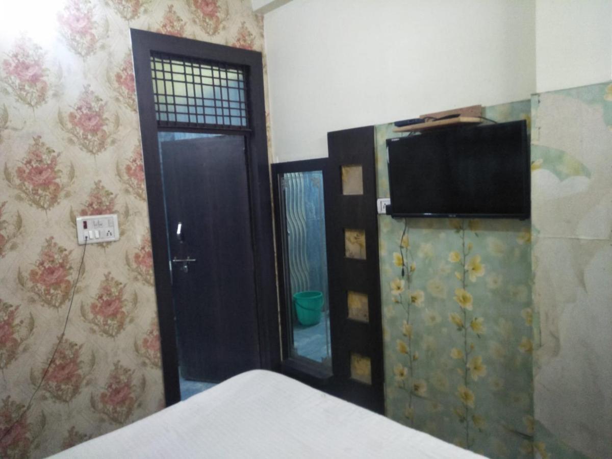 Hotel Shiv Mahima Inn By Wb Inn Allāhābād Junction Kültér fotó