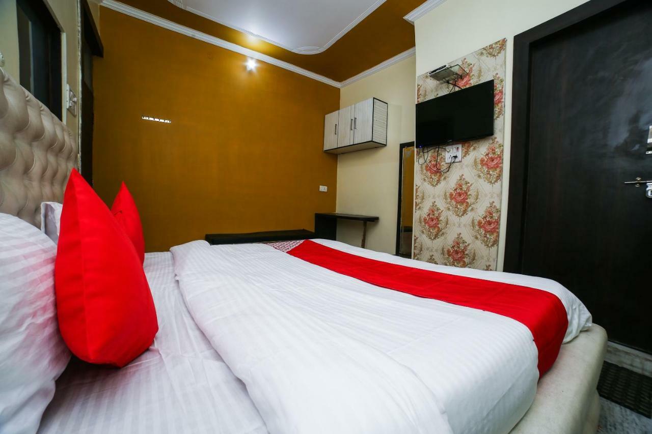 Hotel Shiv Mahima Inn By Wb Inn Allāhābād Junction Kültér fotó
